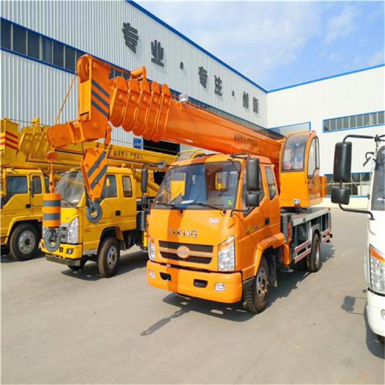 万载吊门窗的小型吊车怎么收费